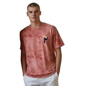 Old Navy Tucan T-shirt